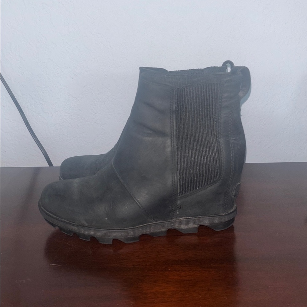 Sorel Black Ankle Booties